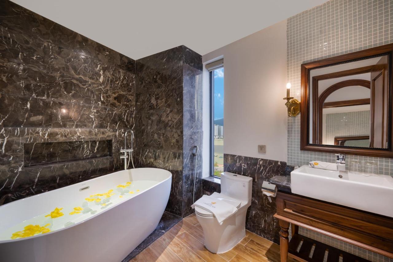 Ds La Belle Vie Hotel & Suite Da Nang Luaran gambar